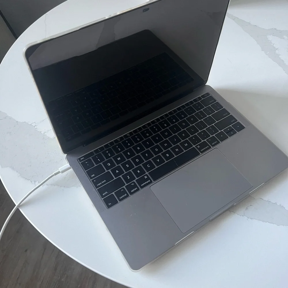 MacBook Pro 💻 Retina Display